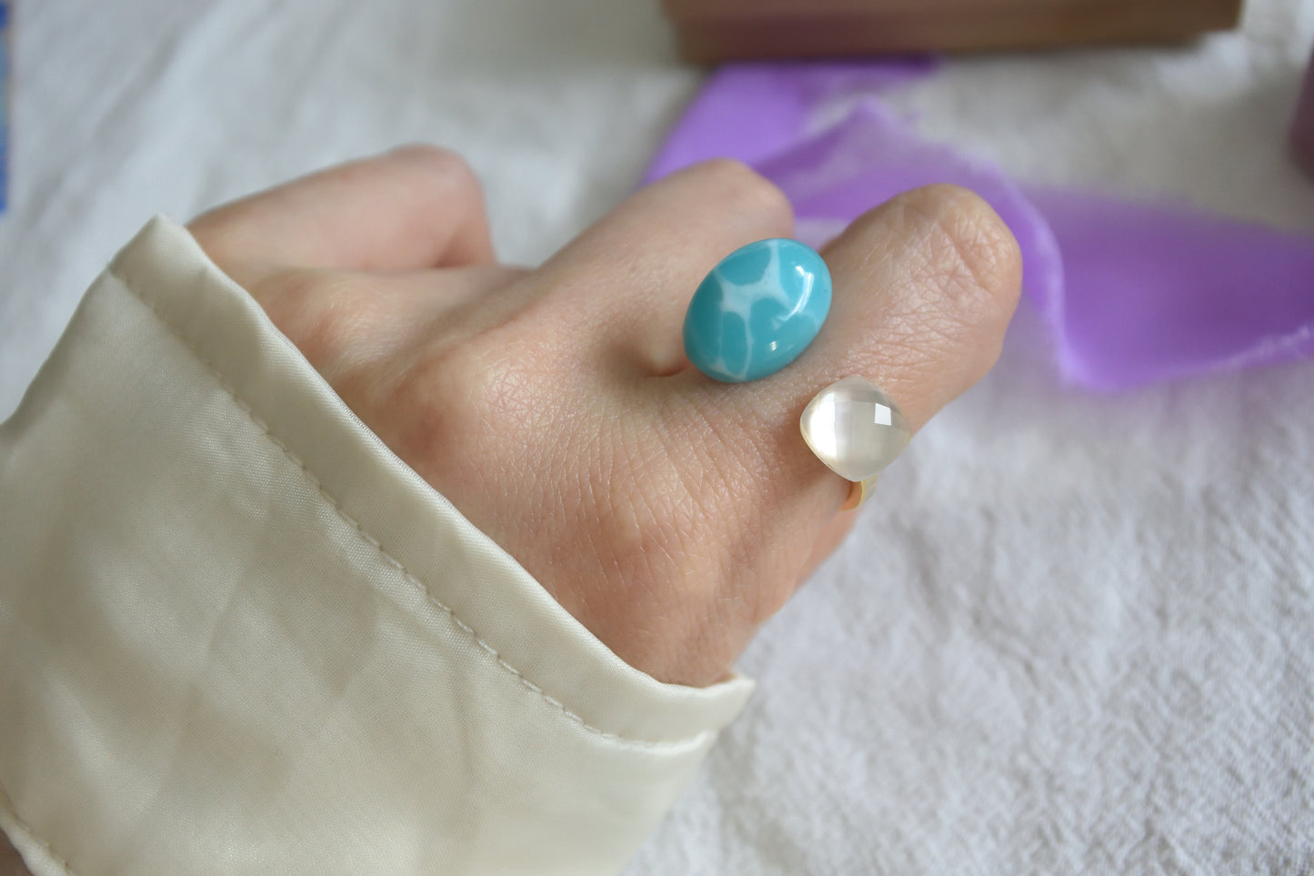 Claude Monet "La plage à Pourville" Adjustable Double Gemstone Rings - 1